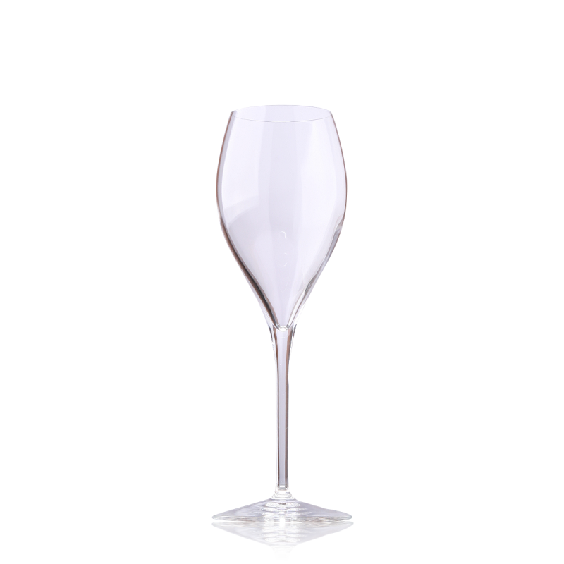 Tapijt filter Oeganda Champagneglas tulpmodel Lehmann Opale 16 cl.